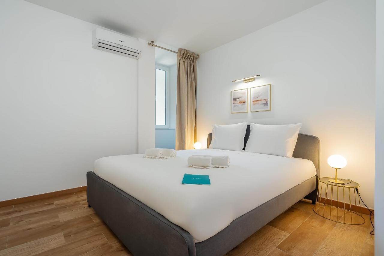 Charming Apartment W/ Pool & Balcony In Portimao By Lovelystay Екстериор снимка